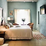 Villa Mirasol